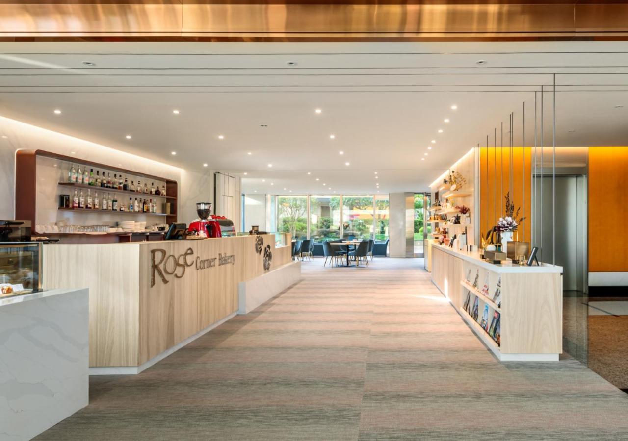 วินเซอ โฮเต็ล Hotel ไถจง ภายนอก รูปภาพ Rose Lounge at Zurich Airport
