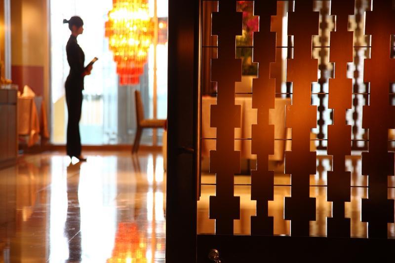 วินเซอ โฮเต็ล Hotel ไถจง ภายนอก รูปภาพ The lobby of the hotel